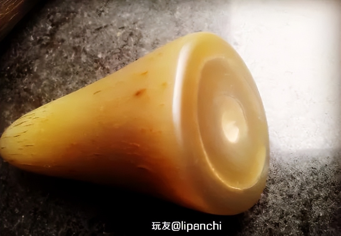 牦牛角盘玩前后对比,牦牛角能盘出包浆吗