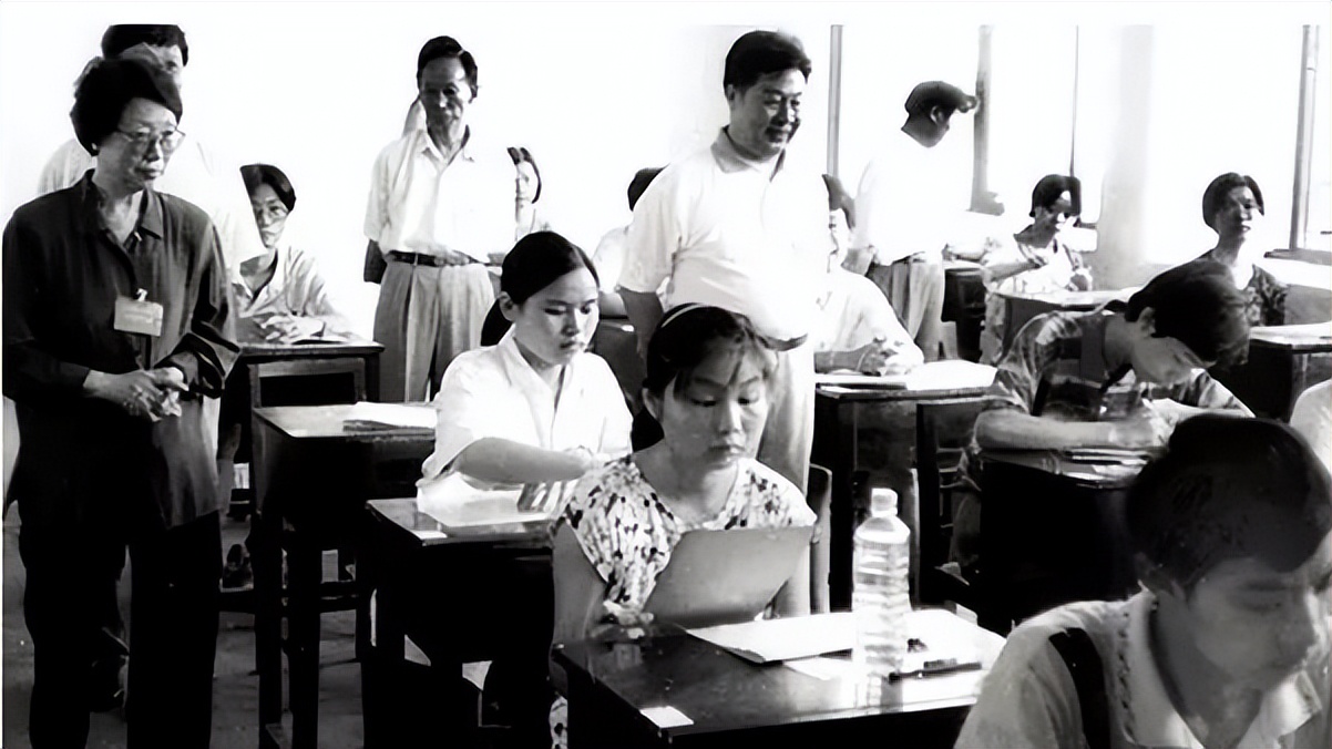 老照片的回忆1972,回忆三十年前高考老照片