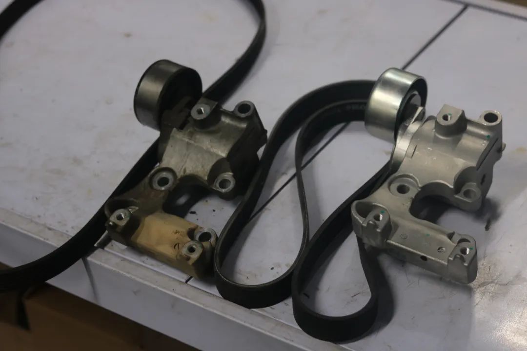 13代半皇冠底盘松散回炉重造,十三代皇冠彻底整备