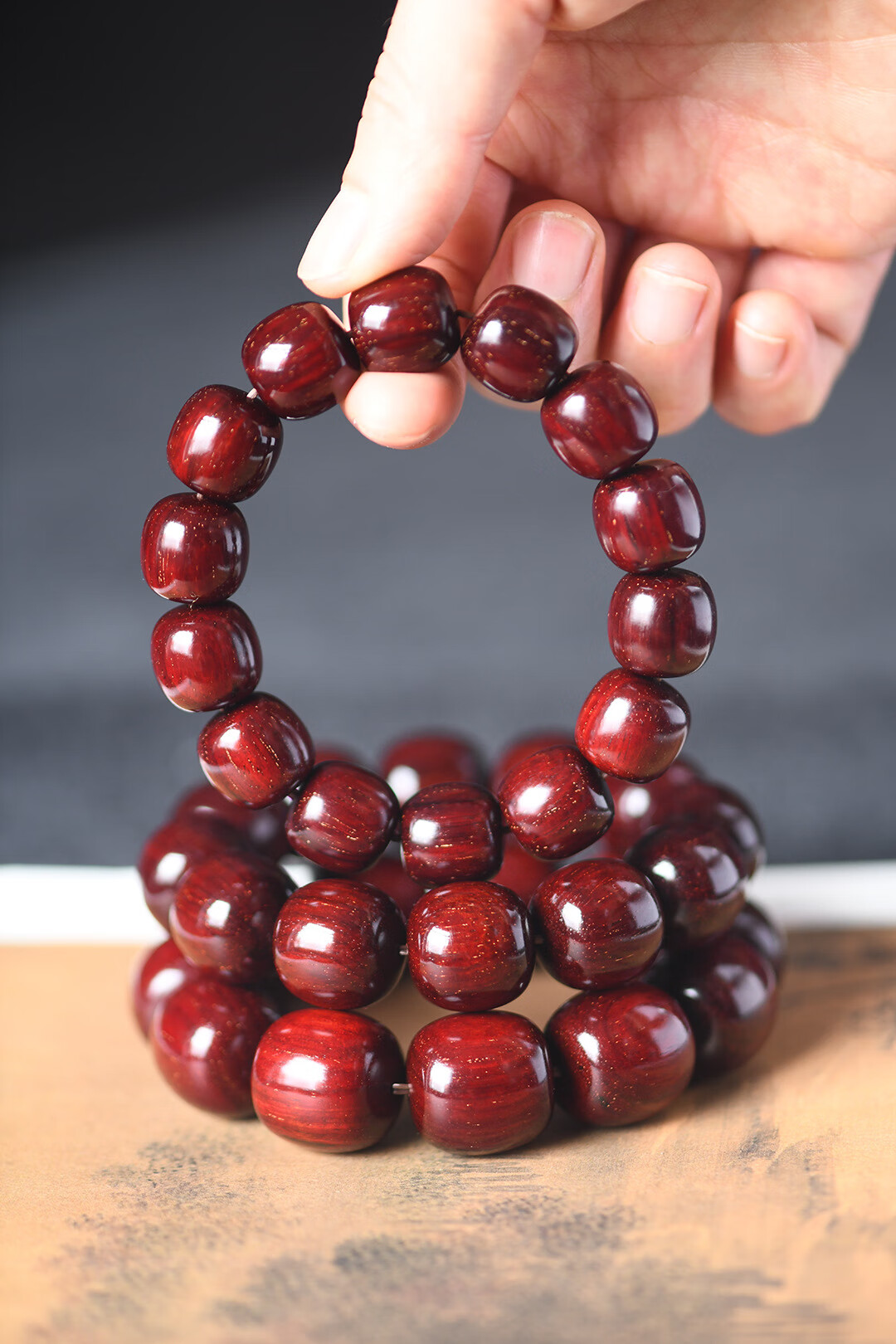 最适合年轻人戴的几款手串,戴羊角手串好还是戴牦牛角手串好