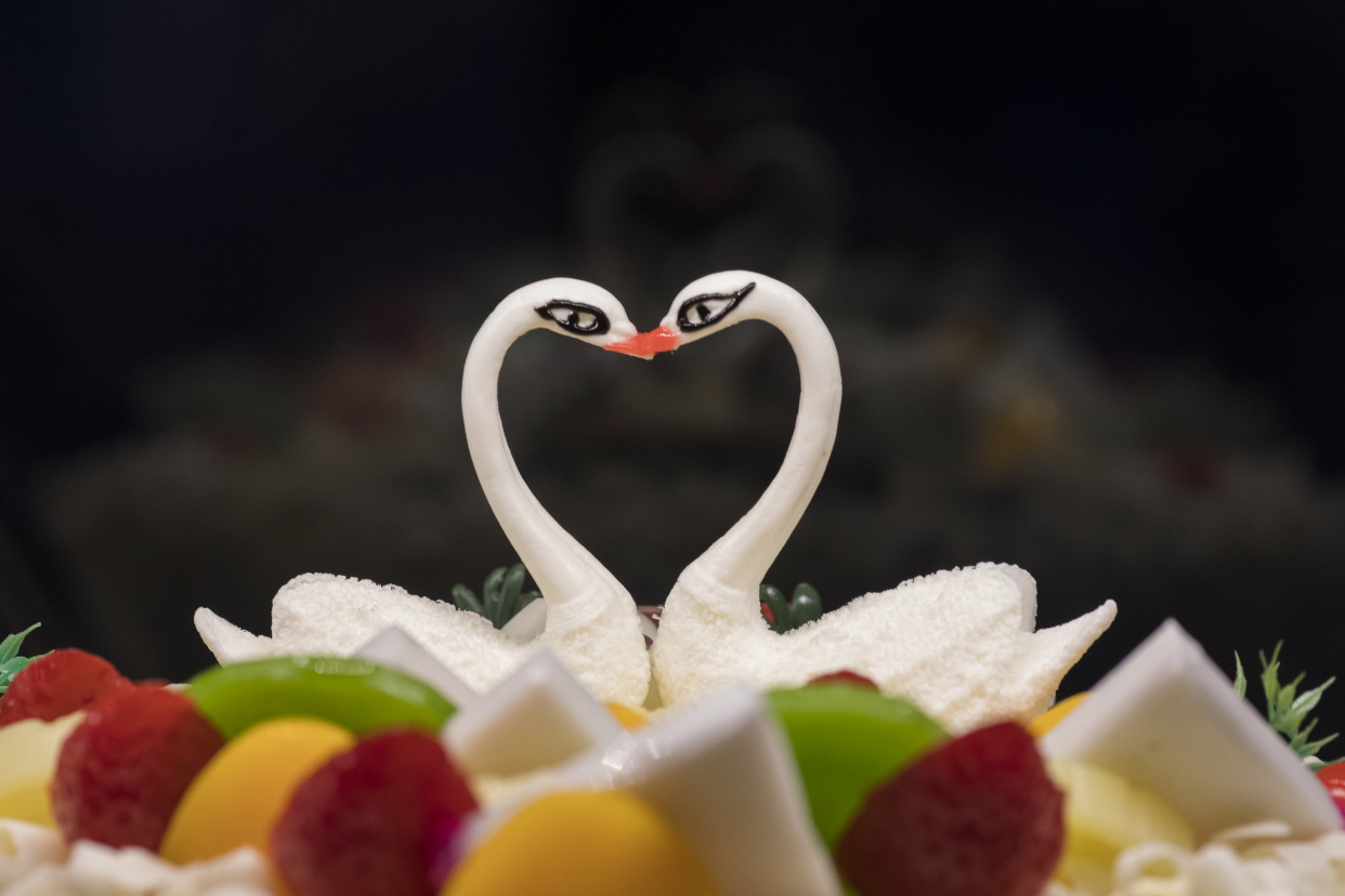 越爱一个人越拒绝,越是爱一个人越是冷漠