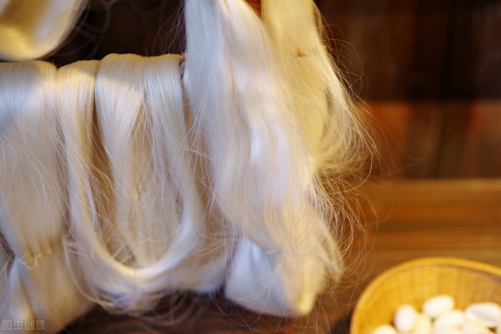 怎么挑选正宗蚕丝被,如何选购正宗蚕丝被