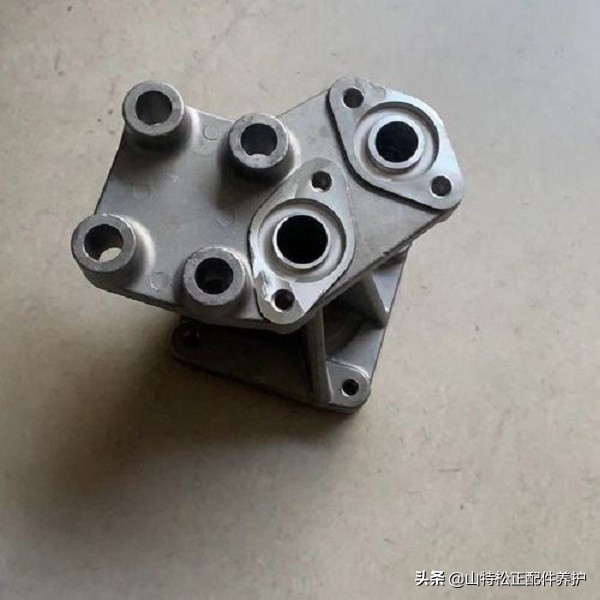 小松挖掘机保养与维修,小松挖掘机维修故障