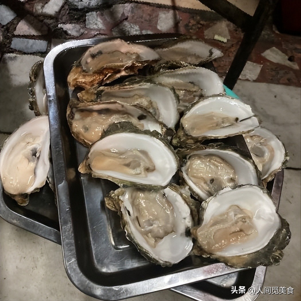 3个重庆小伙高考后来海南玩,点了一桌子菜,结账时确认3遍不敢信