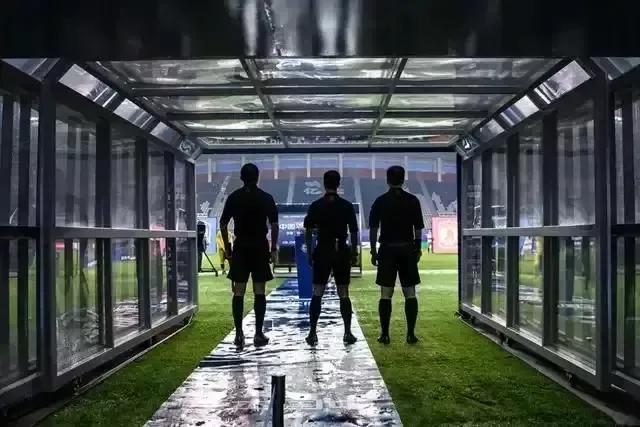 中国足球不服输精神,中国足球发展趋势专家建议