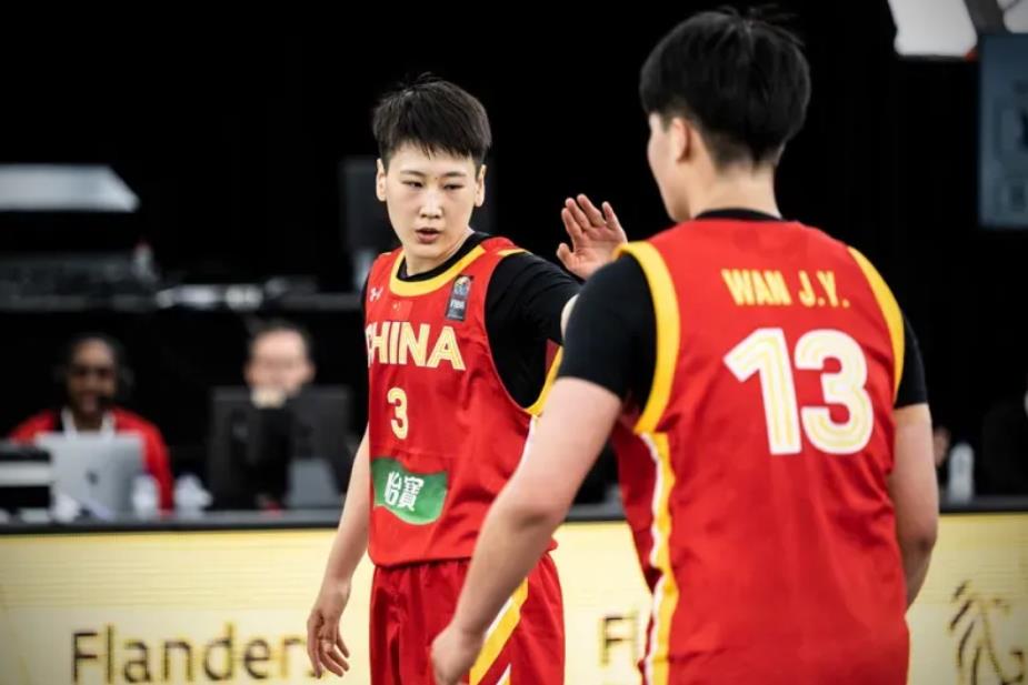 恭喜！女子三人篮球世界杯拿铜牌，王丽丽入选最佳阵容，7场35分