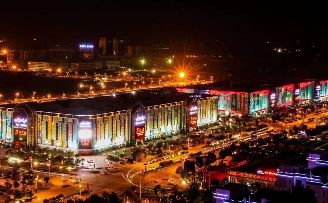 榴莲爱好者去果园,榴莲爱好者来打卡