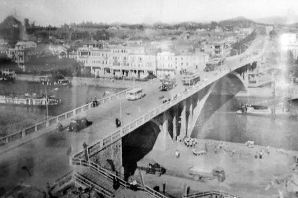 日军兽行照片：当着父亲的面玷污他女儿，临走还残忍割下妻子乳房