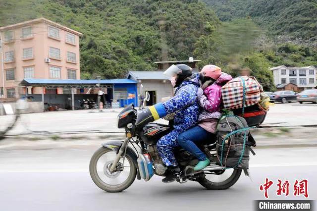 为了省2块钱走路回家,骑摩托车回家的真实感受