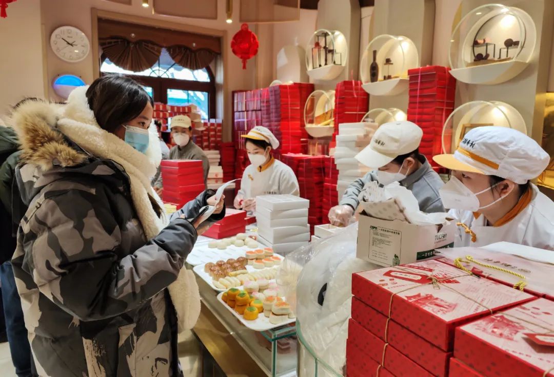 东城过大年|春节临近年味浓，东城年货市场供销两旺