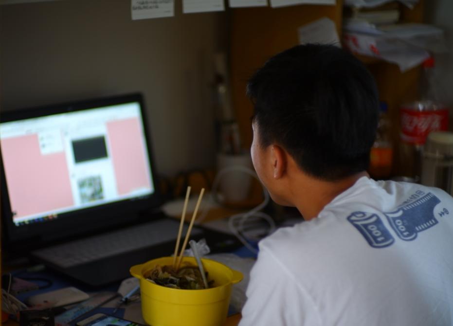 大学生浏览不良网站被短信通知,大学生多次浏览不良网站警告短信