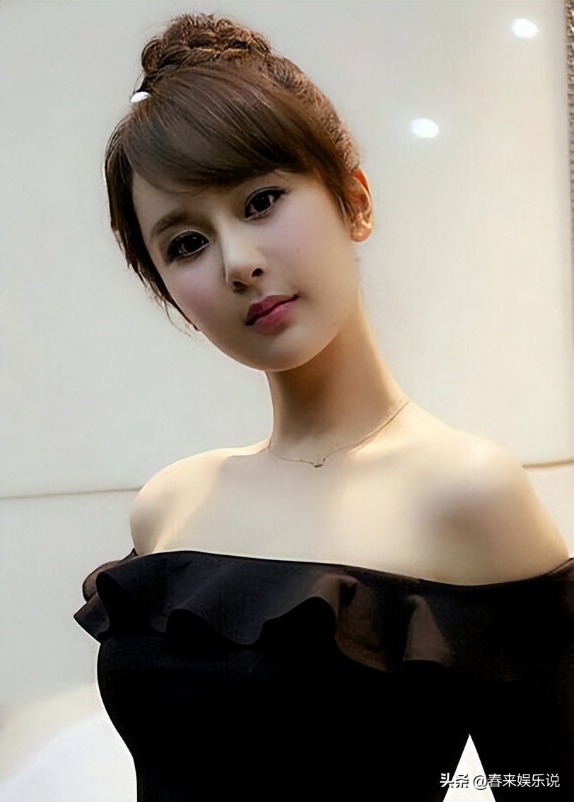 长得漂亮但不敢露额头的女星,额头宽的女演员