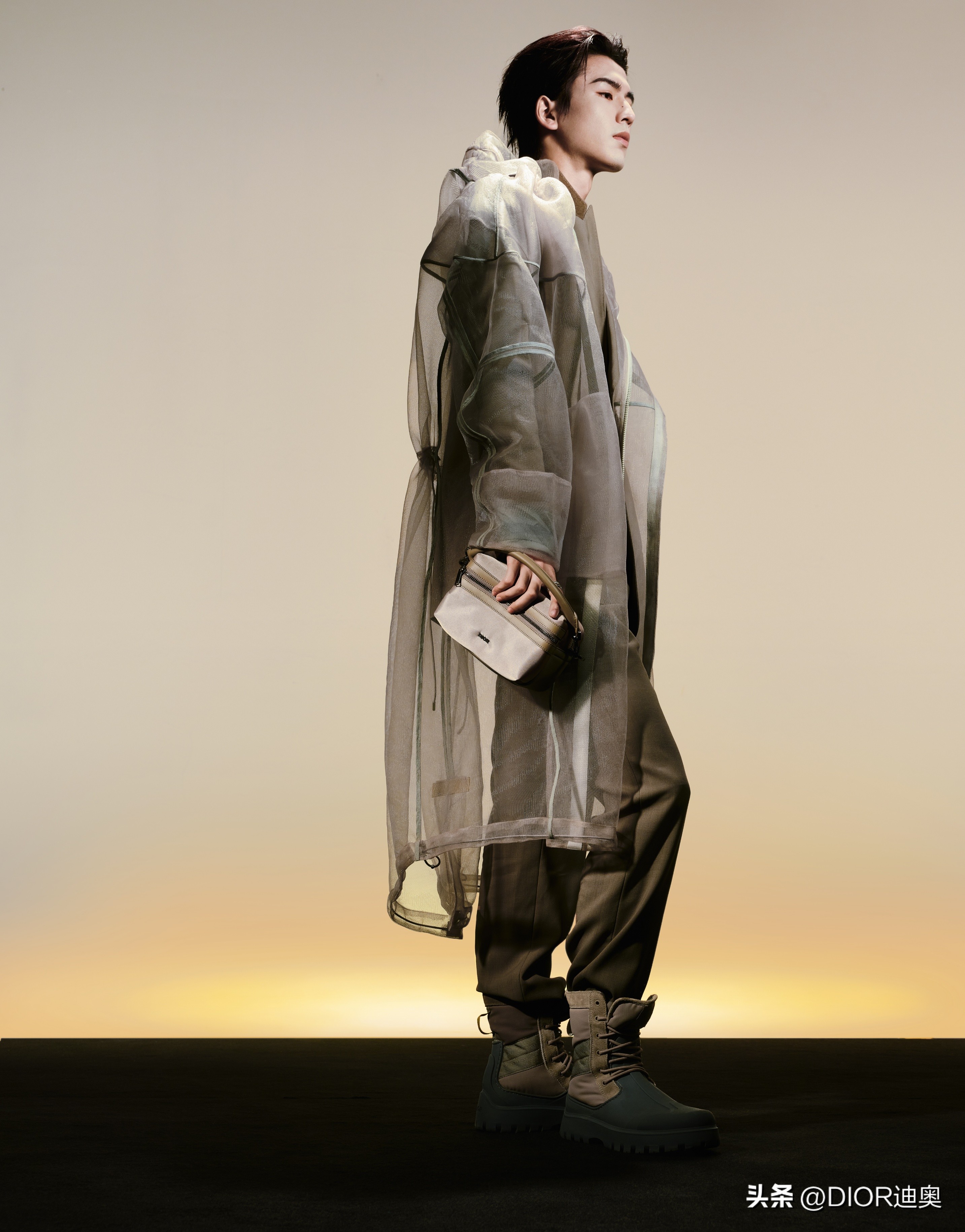 二零二三年男装最新款,二零二三最新男装