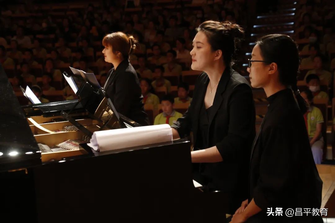 沙河市综合职教中心合唱比赛,沙河学校文艺晚会节目