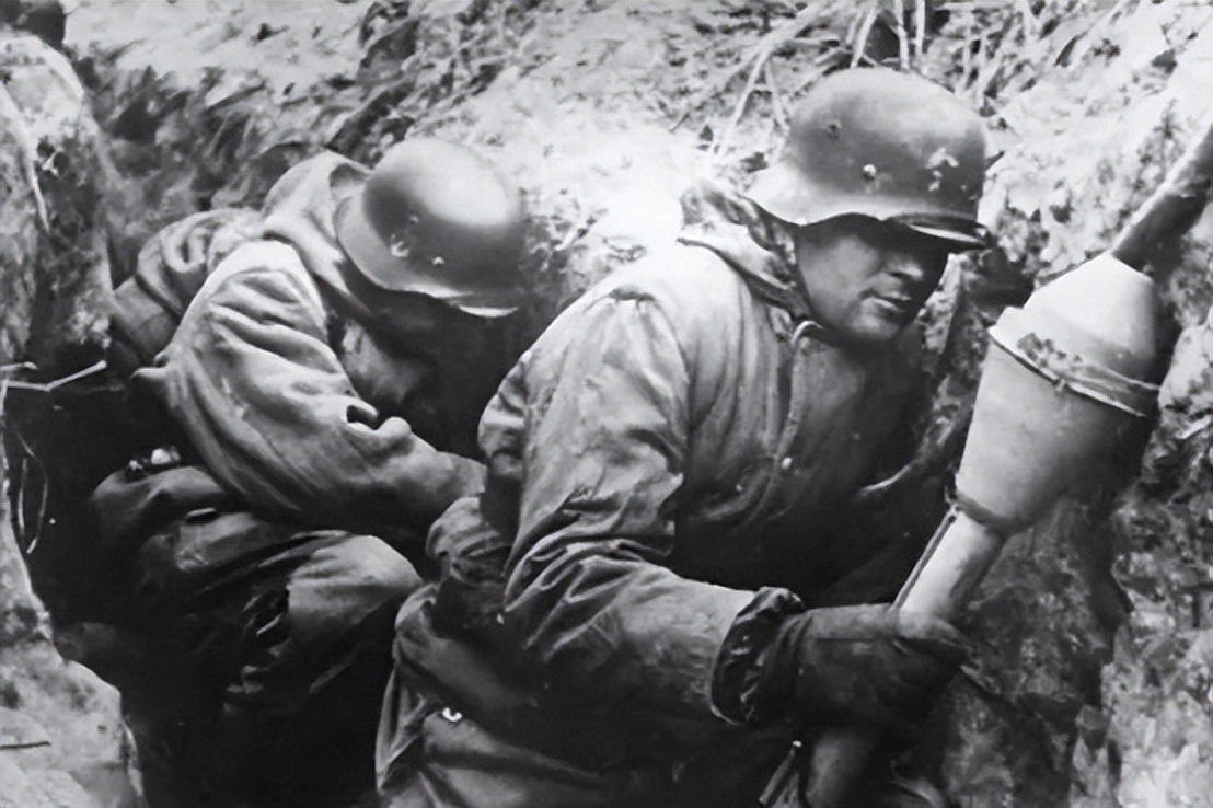 美国负责吹牛,中国负责实现?中国装备4代*药炸**,美国人酸了