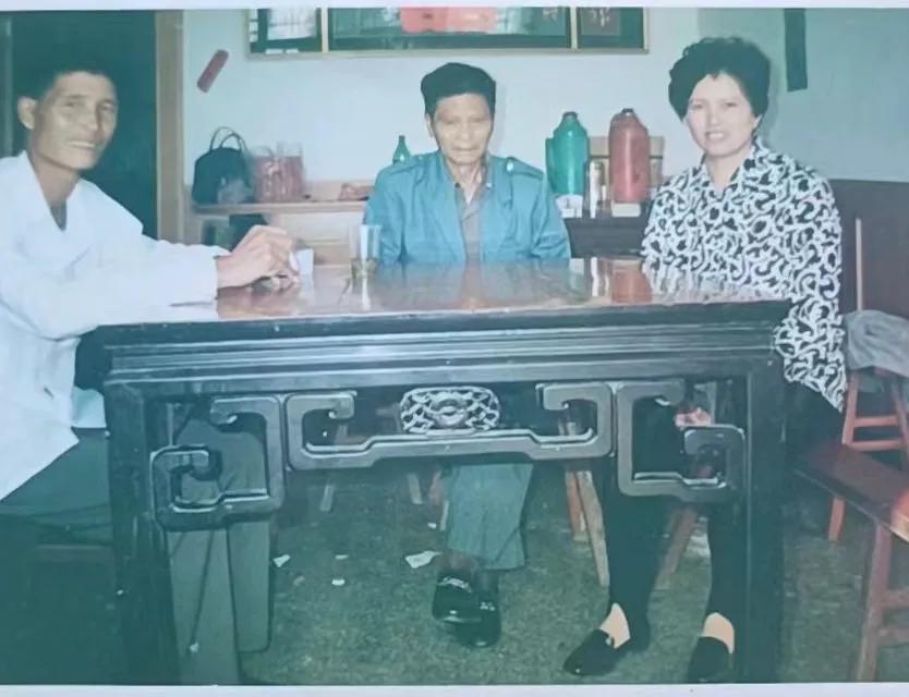 写给父亲的一封信文案,写给父亲的一封信作文