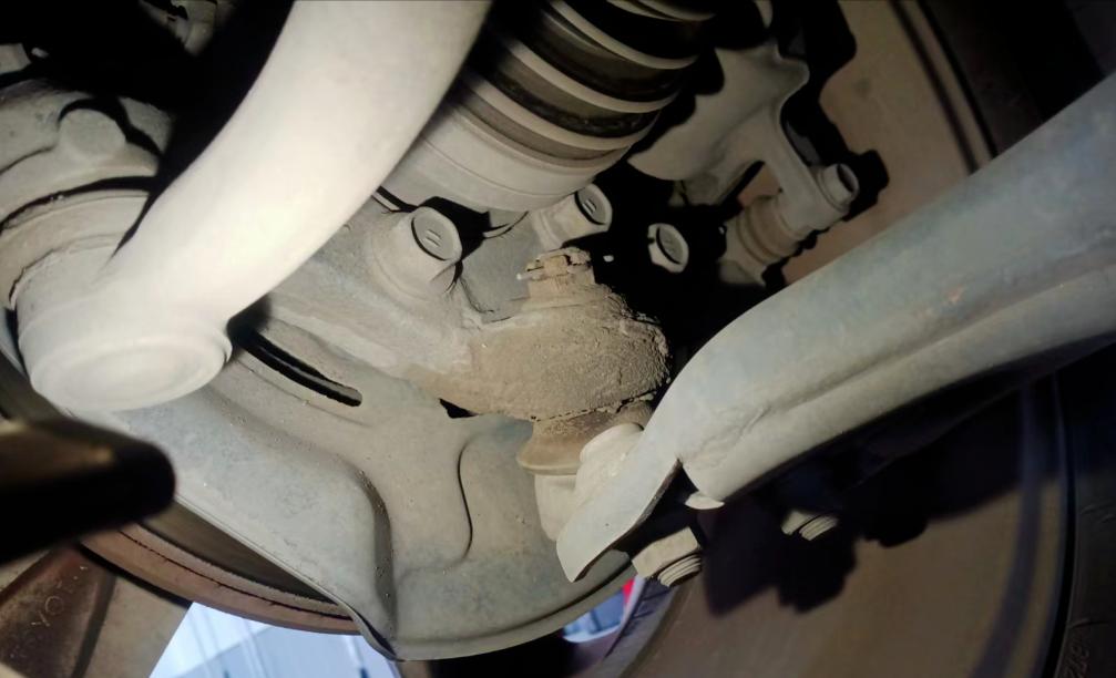 老rav4车翻新改造全过程,老款rav4比新款好太多