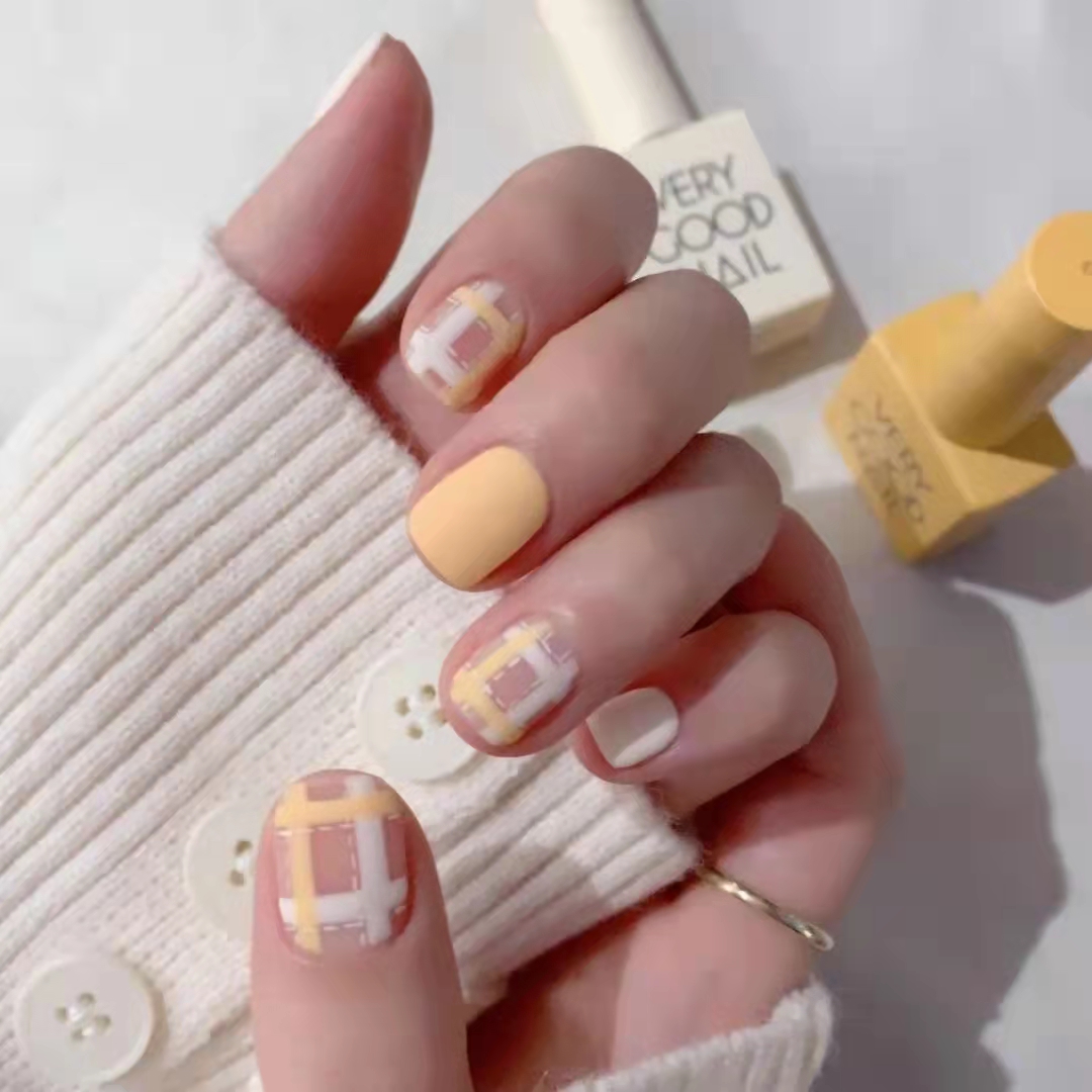 过年短指甲美甲图片大全,短指甲做长美甲疼吗