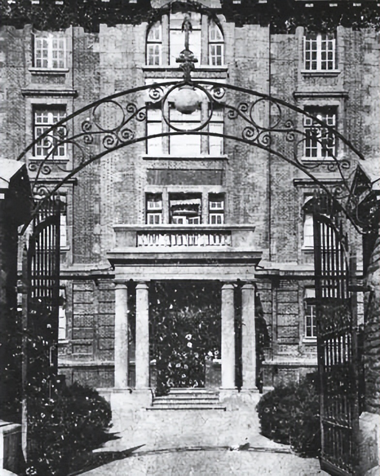 46年了，今天，一起缅怀一代伟人毛*东泽**！