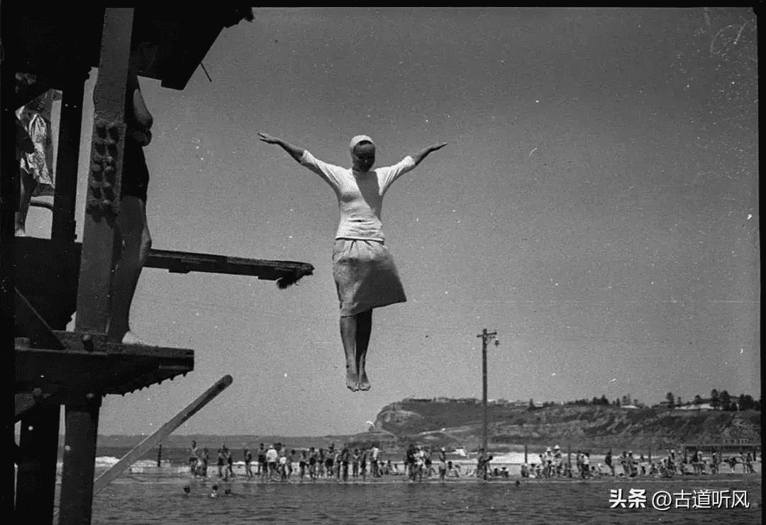 【晚清*楼青**秘影】媚态撩人，丰乳肥臀，女子风姿再现！