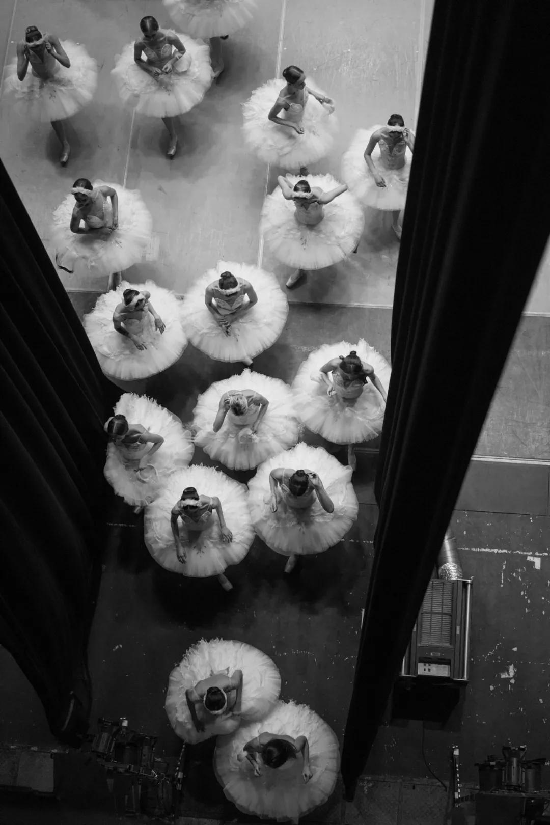 40张国际摄影奖顶尖作品震撼人心,世界摄影获奖人物震撼图