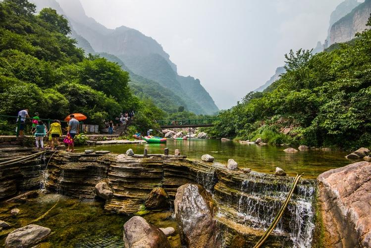 河南七里沟和八里沟哪个好玩,八里沟在河南什么地方