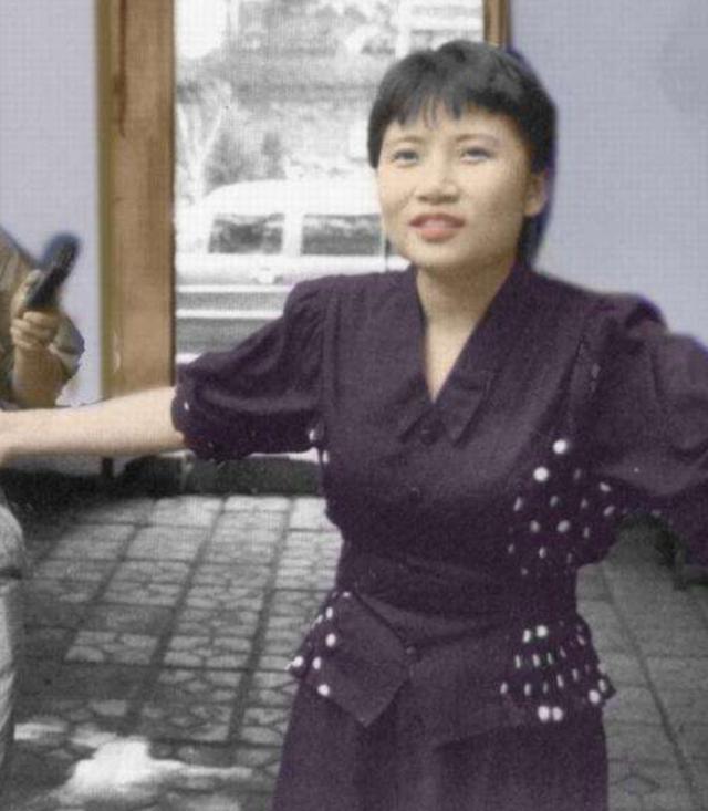 出家的李娜今年多少岁,李娜出家前的心酸