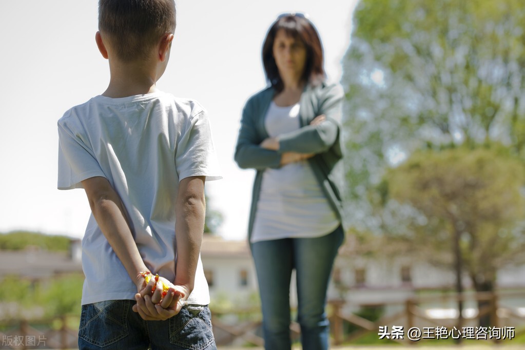 14岁的女孩子叛逆期怎么交流,14岁孩子叛逆期玩手机