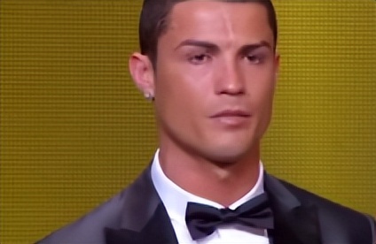 c罗与名模伊莲娜金童玉女的爱情,c罗前任伊莲娜看世界杯