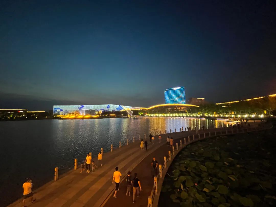 豪横买家具,豪横买200万房子