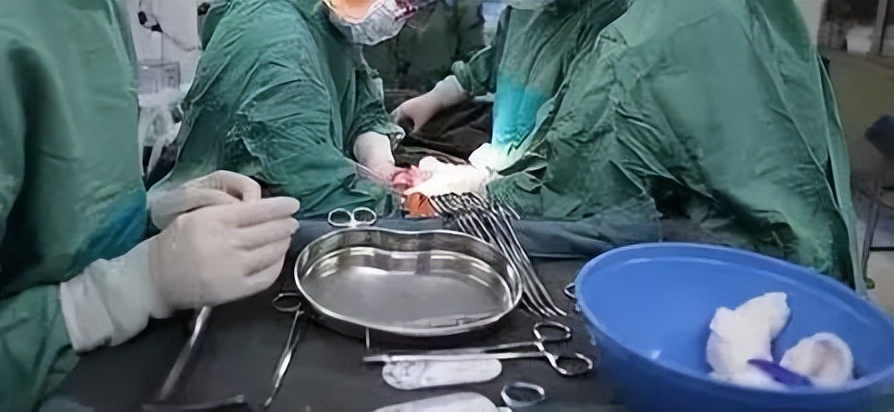 见红了不发动对孩子有影响吗,早期见红怕孩子有问题