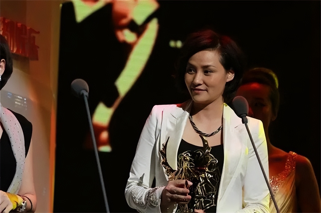 24岁跳水皇后为什么嫁50岁老公,三代跳水皇后齐聚