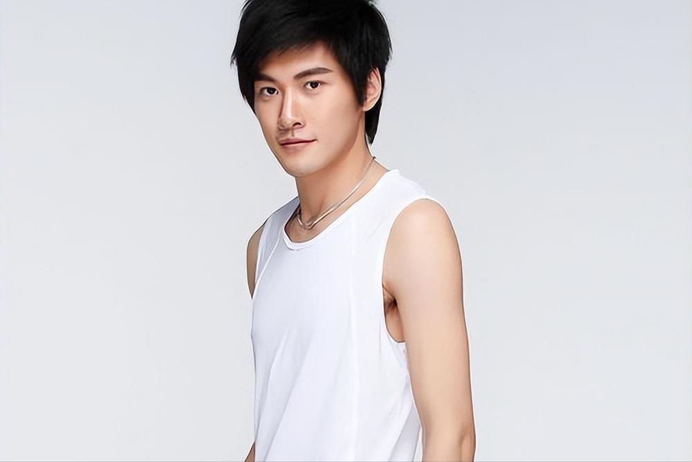 百搭经典夏季背心,夏日必备小吊带背心