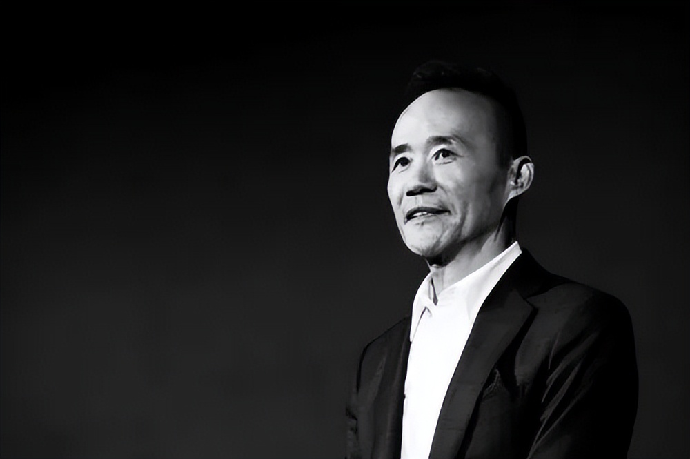 王石为了他娇妻改变多少人,王石抛弃发妻