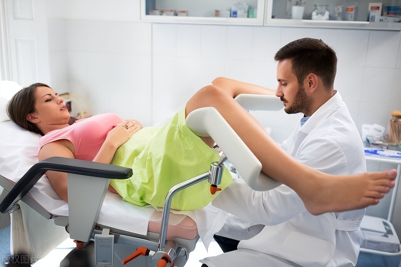 1个月不换*裤内**，22岁女孩被确诊外阴癌前病变，她的恶习你有吗？