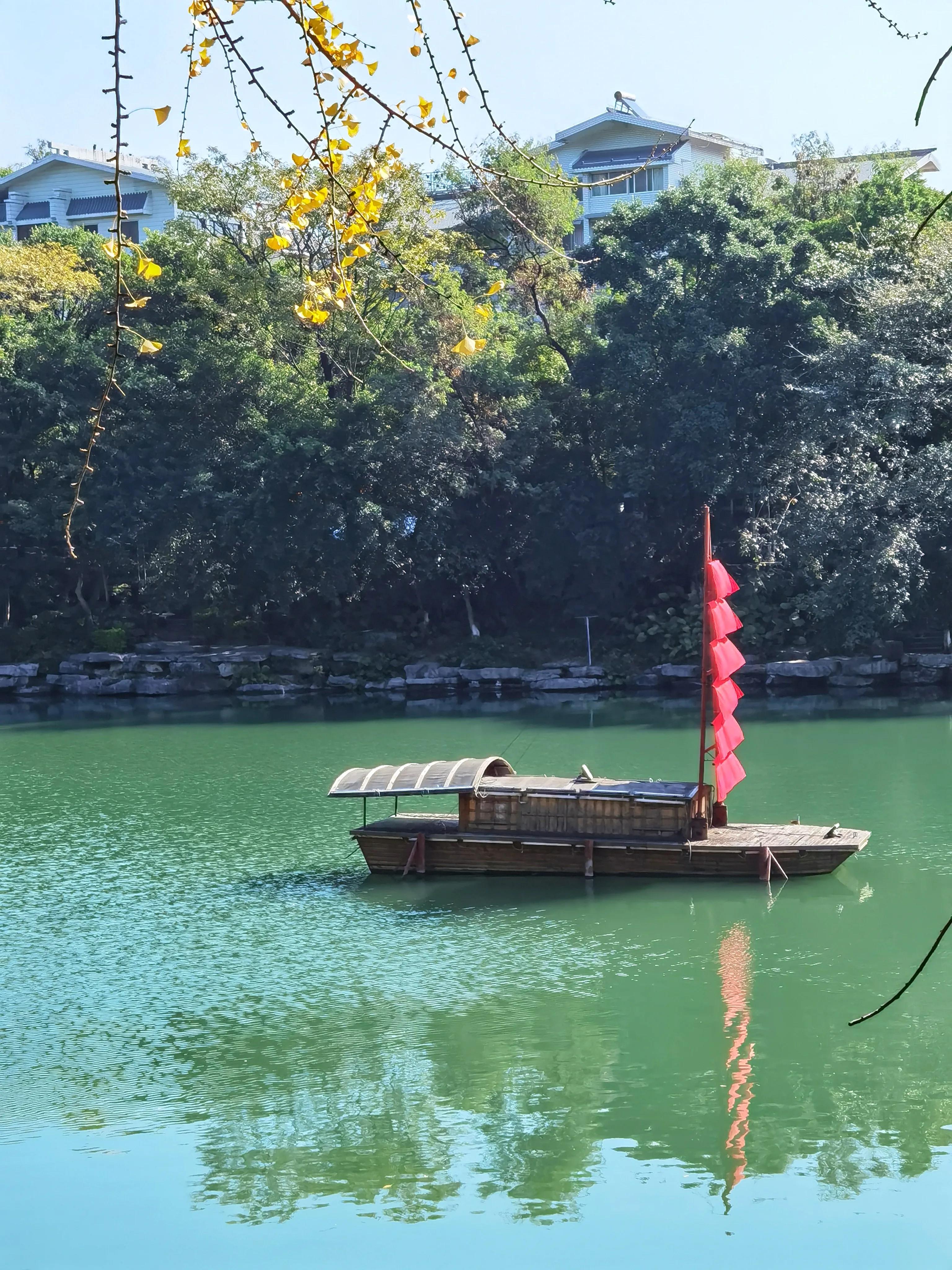 桂林的桂湖在哪里,桂林两江四湖之桂湖