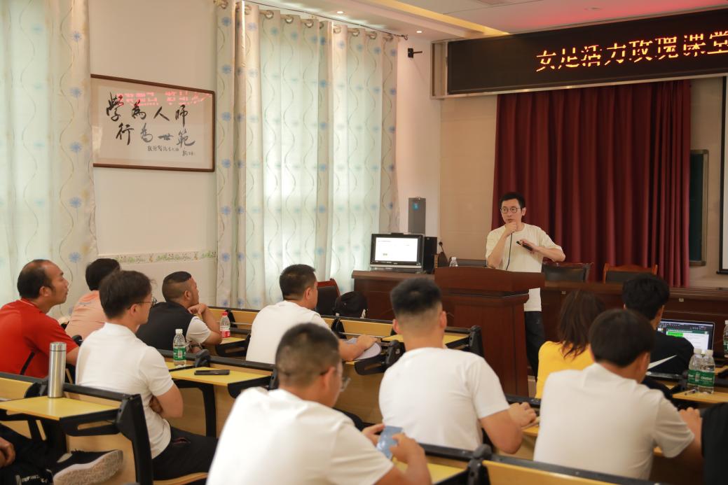 濂宠冻娲诲姏鐜懓璇惧爞,濂宠冻娲诲姩鐜懓璇惧爞