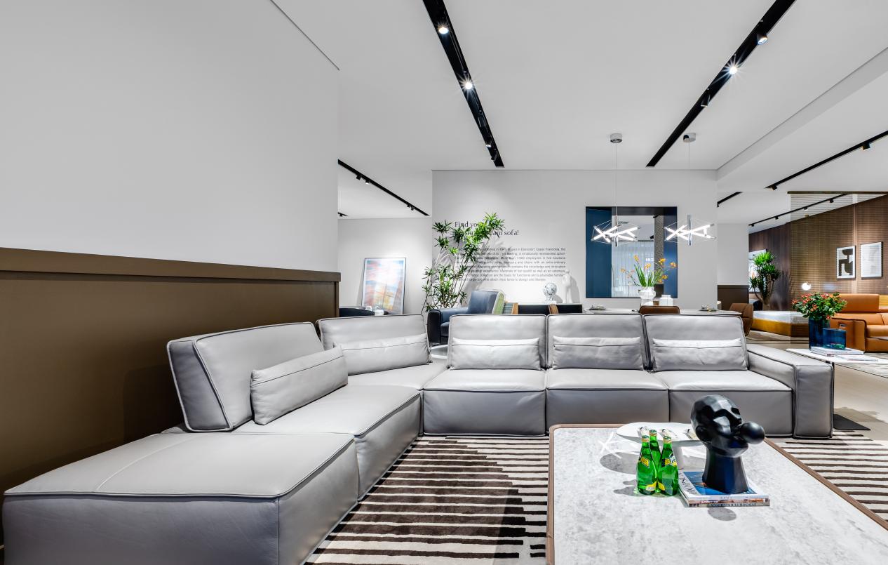 一家把沙发划开来给你看的店，来自德国的威诗勒