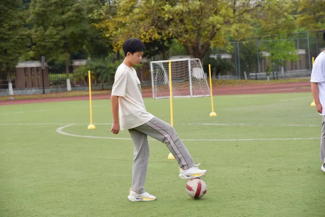 成都为明学校新津招生,新津为明学校可以学表演吗