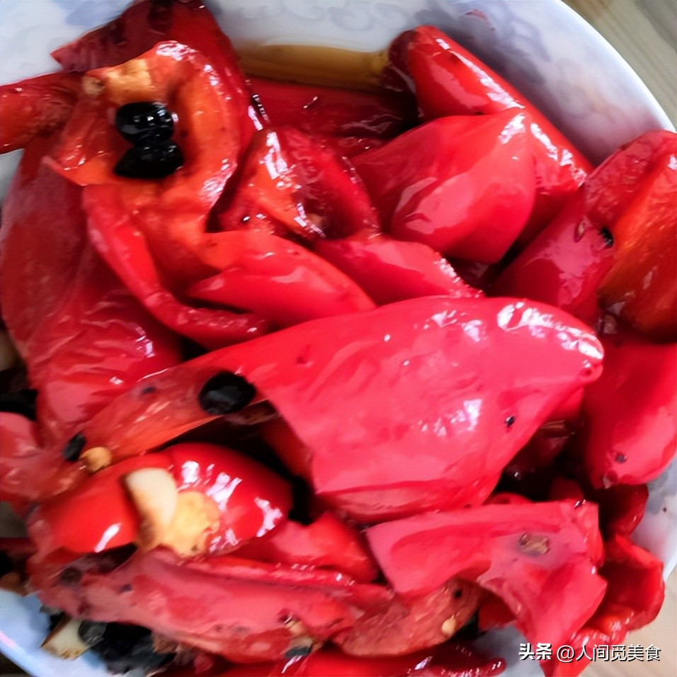 江西小舅子给姐夫送年货，看到姐姐做的菜：吃不下，不如点外卖