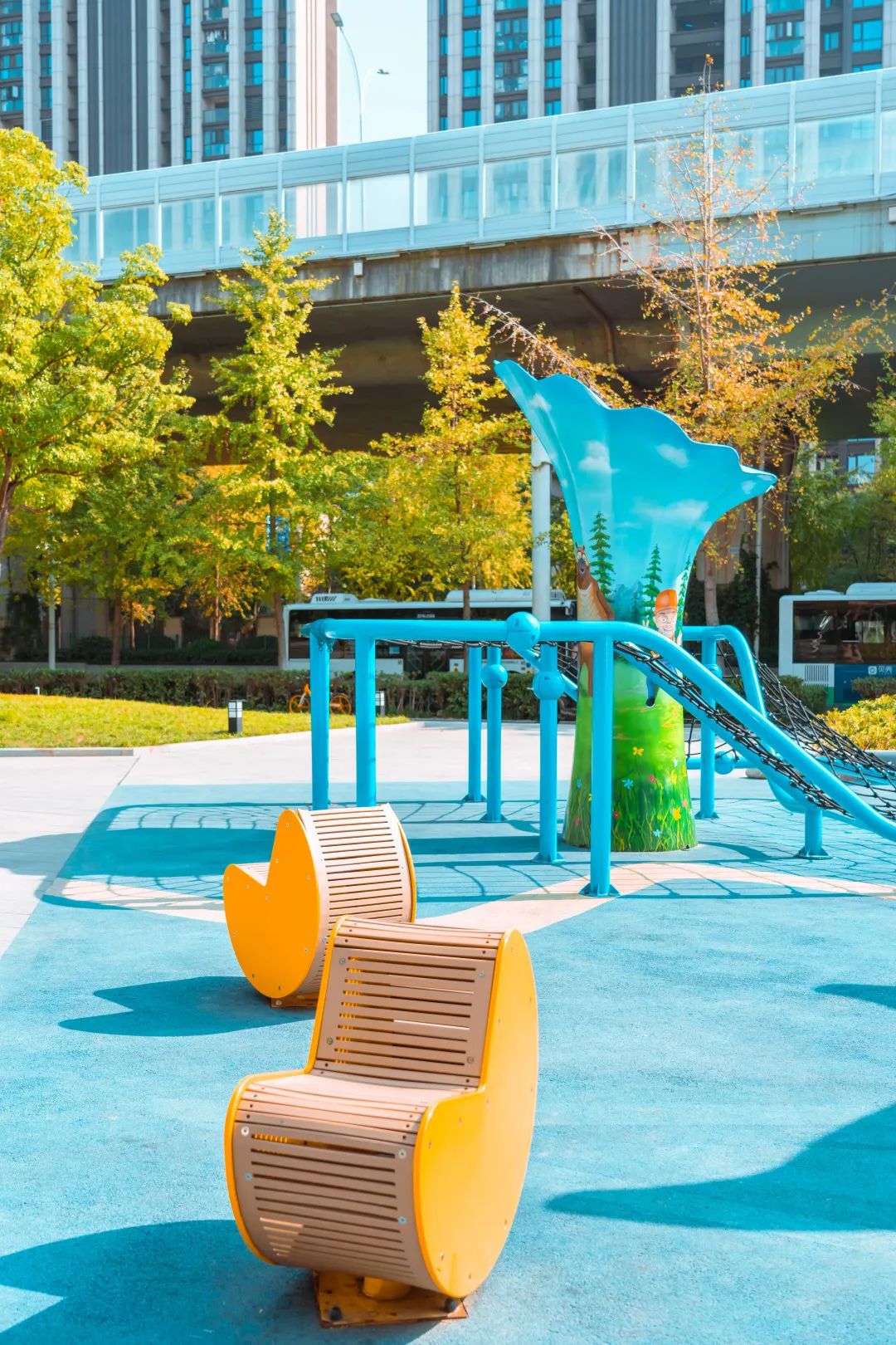 在尘世间的相遇,在城市的每一个角落不期而遇