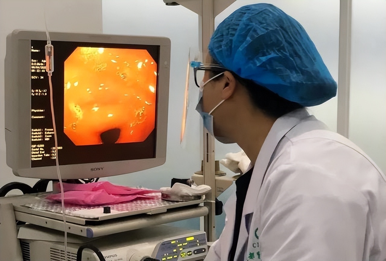 为什么到消化科都要做胃镜,为什么很多人做胃镜都有问题