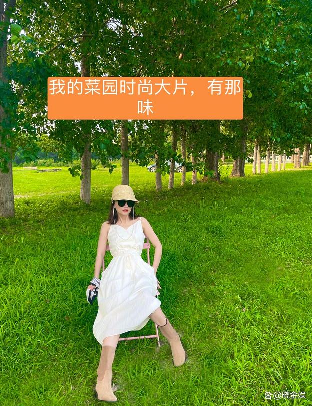 吴昕回老家过年跟谁一起的 (吴昕下乡种地)