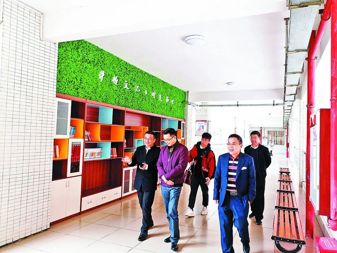 云浮市伊顿实验学校怎样,云浮市伊顿实验学校图片