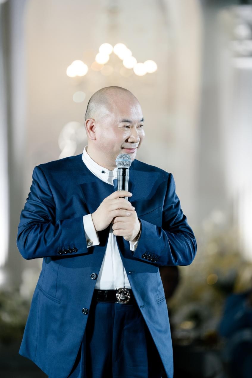 世界铜王王文银身价9000多亿,千亿富豪王文银