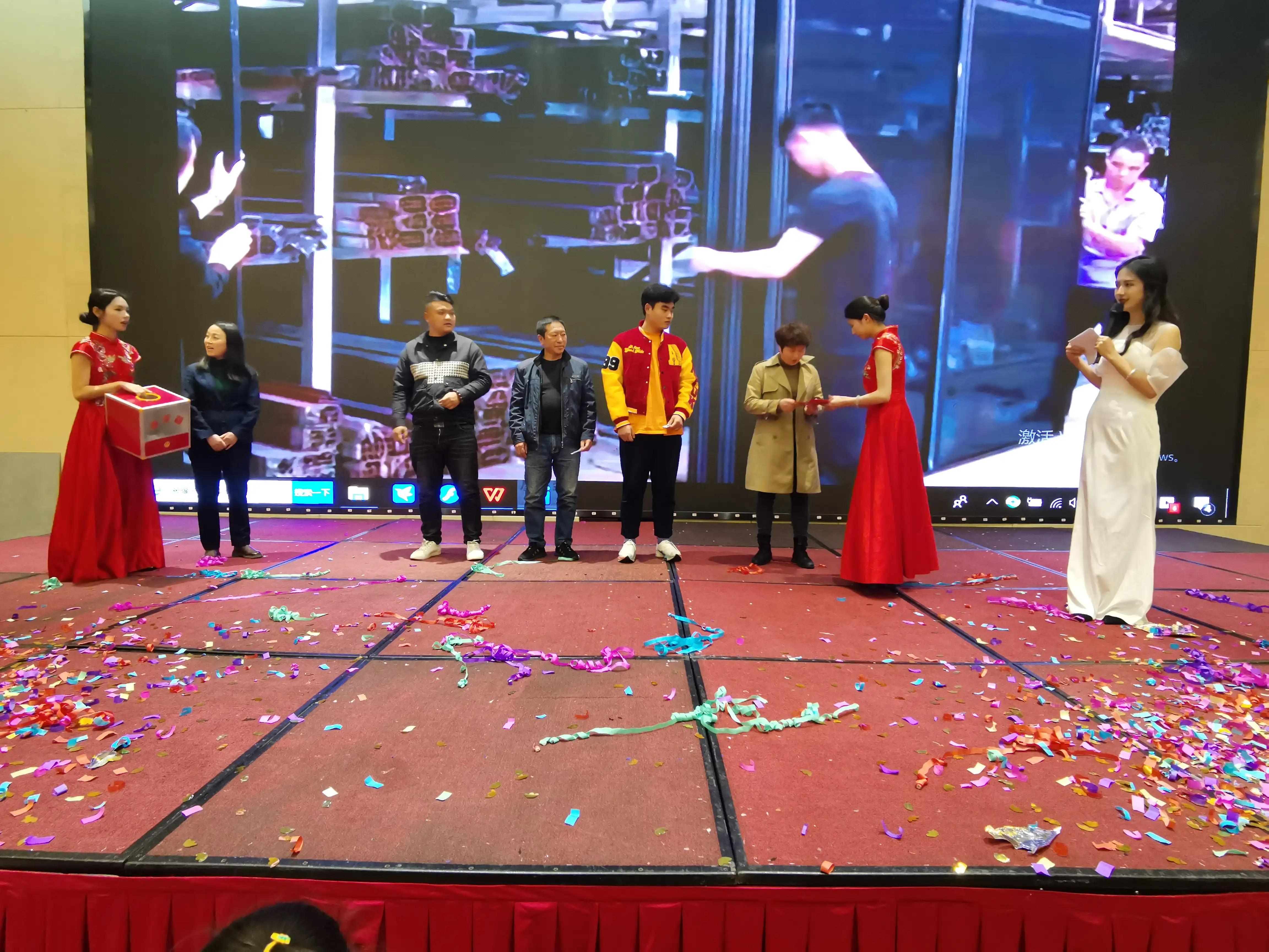 鍝佽壓绌洪棿瑁呴グ鍏徃,鍝佽壓绌洪棿瑁呬慨