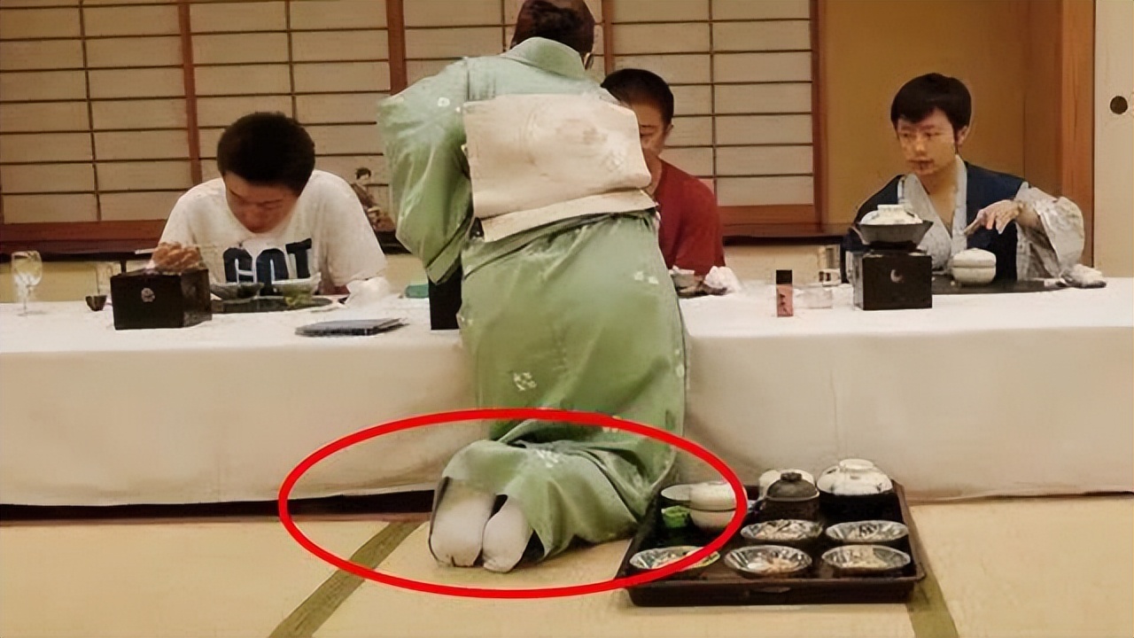 为什么都喜欢去日本买马桶盖,中国人在日本买马桶盖的现象说明