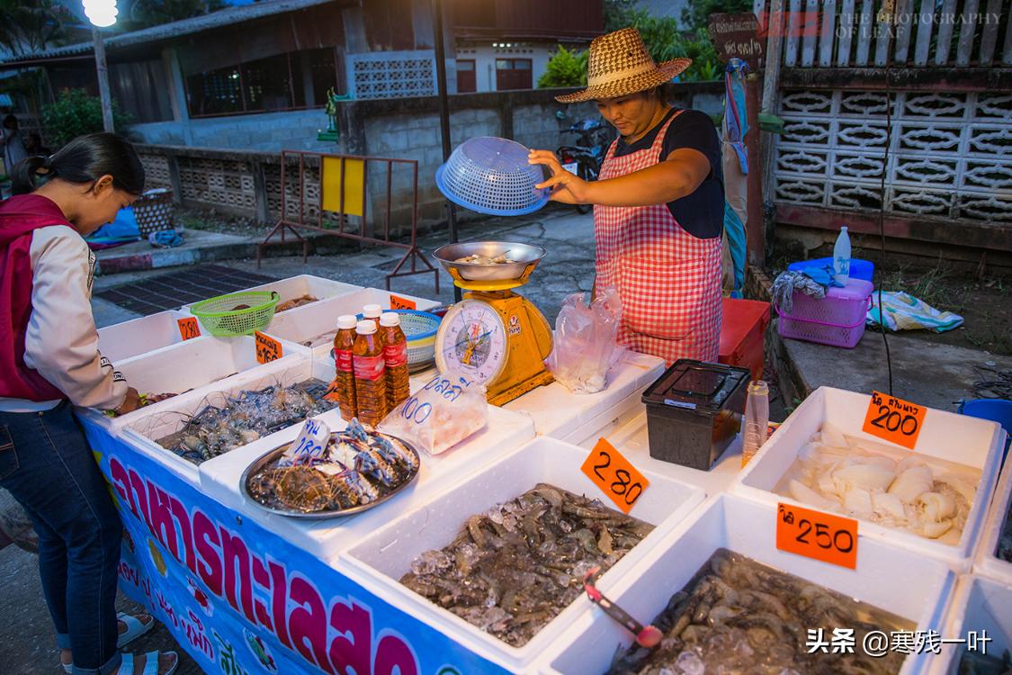 璧拌繘娉板浗鐪熷疄鐢熸椿,璧拌繘娉板浗鐢熸椿