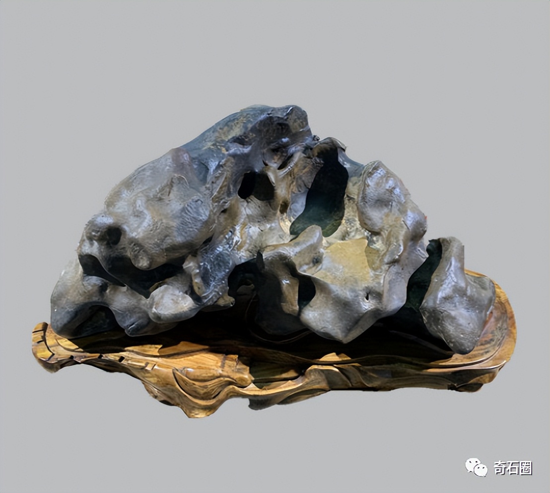 “带窝窝的石头”入围作品展播