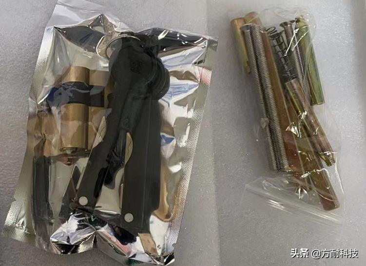 下插芯智能锁还需要锁芯吗,智能锁钥匙丢了可以补办吗